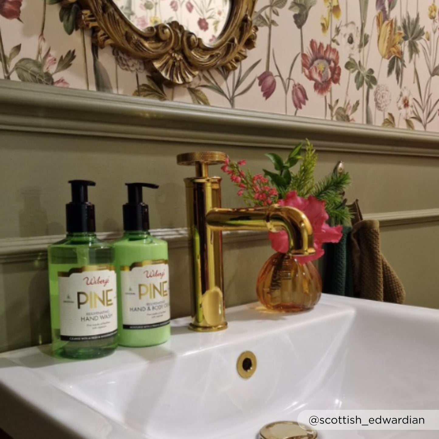 Wiberg's Pine Hand & Body Cream - Wibergs